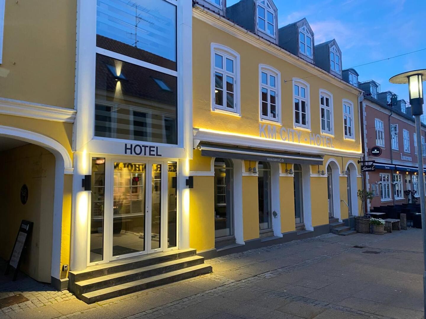 Blue Double Room 6 On Pedestrian Street Saeby מראה חיצוני תמונה